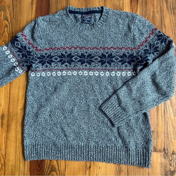 Abercrombie Merino Wool Fair Isle Gray Crew Après Ski Sweater Snowflake M - Picture 1 of 11